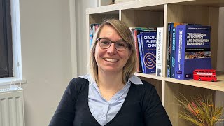 Dr Nadine Leder