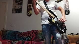 Buried - Bleeding through (bass cover)