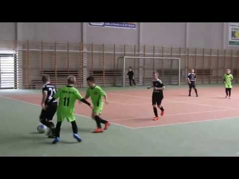 HALOWY TURNIEJ O PUCHAR PREZESA GÓRNIK ŁĘCZNA S A UKS Dys vs Górnik Łęczna Czarni