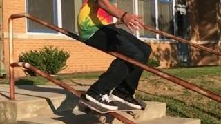 Bottom rail slide @streetgenius 🎥: @beautiful.vibrationz | Shralpin Skateboarding