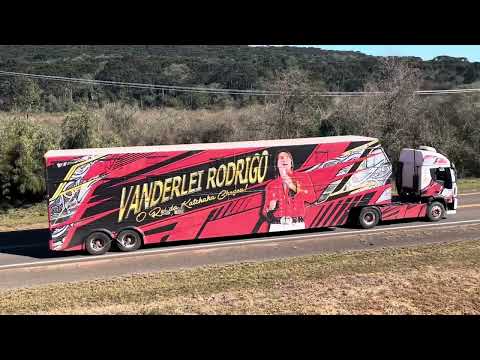 ELA É MODELO. Remixada