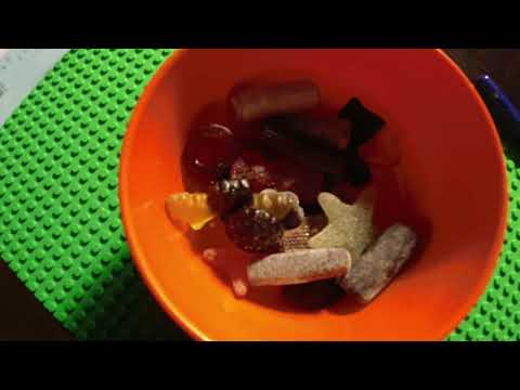 MongoTV_10623 - Del 1 - SPISER EN SKÅL SLIK ONSDAG AFTEN