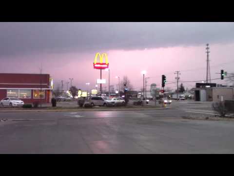 Grundy County Tornado Warning with Sirens 2/28/2017