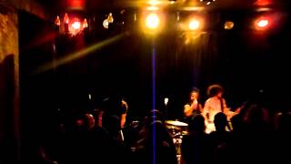 ELECTRIC MARY crashdown @ le korigan 5 octobre 2011