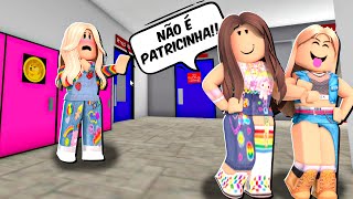 FUI EXCLUIDA POR NÃO SER PATRICINHA ESCOLA - HISTORINHA BROOKHAVEN ROBLOX thumbnail