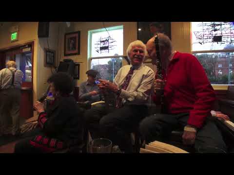 Jim Cullum & Friends    "Back O'Town Blues"