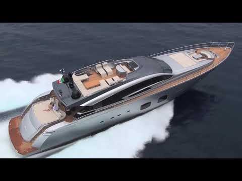 Luxury Motor Yacht - Pershing Yacht Fleet 2018