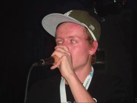 Jaa9 ft. Pi - Grisegutt