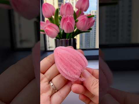 DIY pipe cleaner tulips flowers #handmade #diy #gift #diyflower #diycrafts #flowercraft #flowers