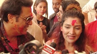 Govinda Celebrate Holi With Family And Friends