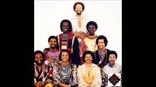 Earth, Wind &amp; Fire  -  Night Dreamin'