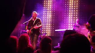 Prime Circle - She always gets what she wants Mojo Club Hamburg 03.10.2017 4/4