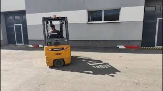 Jungheinrich EFG 215 Li-Ion three-wheel forklift for sale - Image 4 | Forkliftonline GH Jungheinrich EFG 215 Li-Ion three-wheel forklift | Image 4 - Forkliftonline