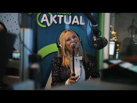 AKTUALOV BOŽIČNI VIP ŠOV - NUŠA DERENDA in DEJAN DOGAJA (Beli oblaki, bele snežinke)