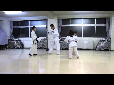 番町道場 三日月蹴りの受け返し