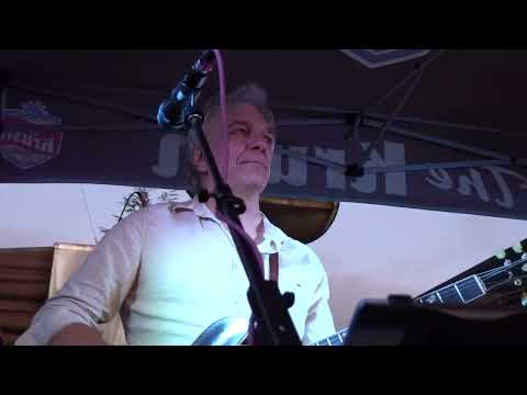 Volker Stfler  & Spike Sikes perform with The Pulsators @ Krush Backyard Party