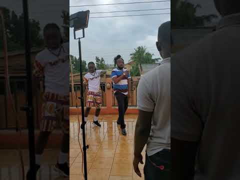 Righteous  Vandyke ft Paa Kwasi - Nya Asem Hwe (BTS)
