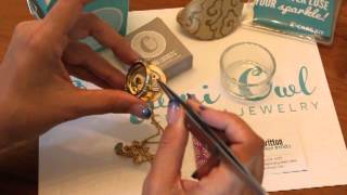 Origami Owl Custom Jewelry-How to assemble a locket and package for your customer