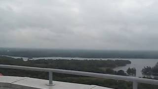 preview picture of video '360° degree view at top deck of 1000 Islands Skydeck'