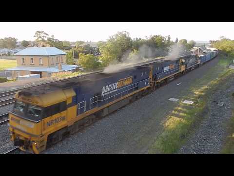 East Maitland Freight trains PN Intermodal & G&W empty coalie