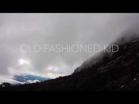 Old Fashioned Kid - เดิน (Kinabalu) [Official Lyric Video]