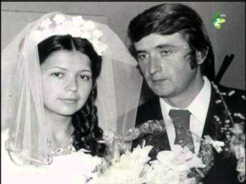 RUSKE U OBISCU, RUSKE NA PLATNU -  Anđelka i Tihomir ANTIČEVIĆ