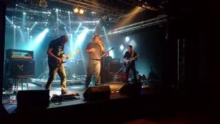 Video Vertikal - No Sleep live