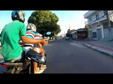 Polícia prende dois suspeitos após perseguição na Serra