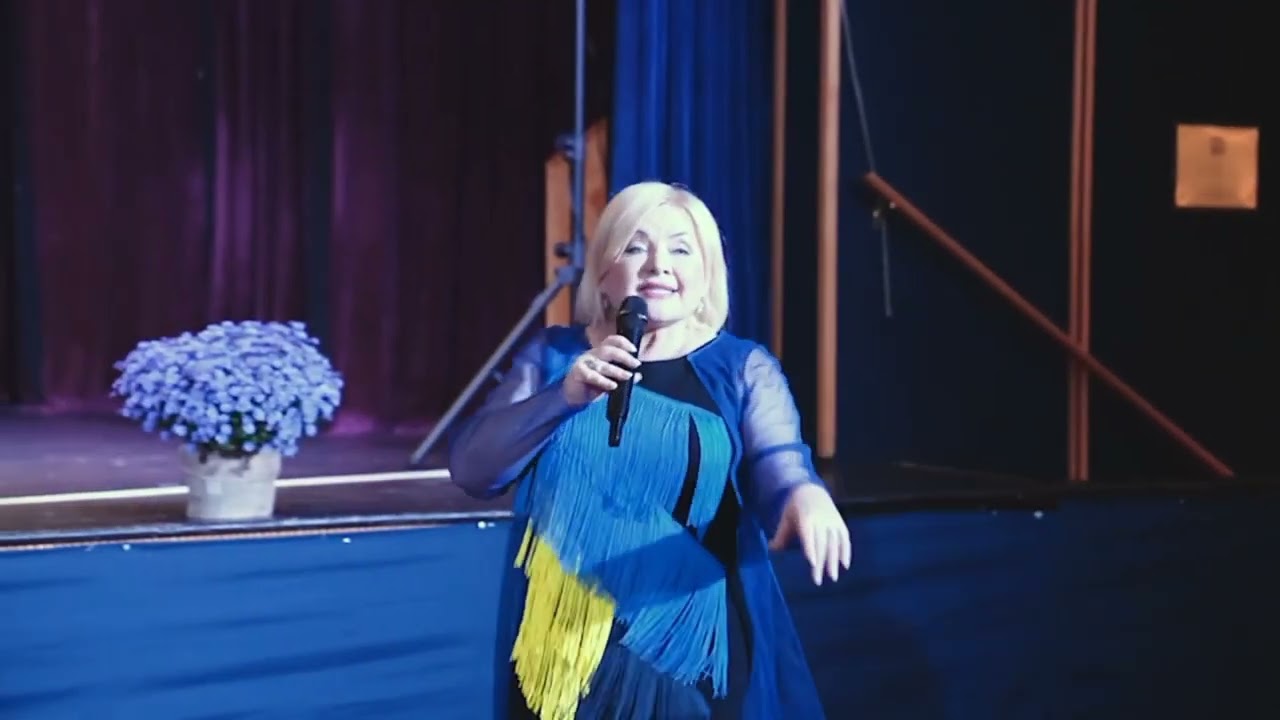 Оксана БІЛОЗІР: Прем'єра пісні "Червоне намисто" в Філадельфії