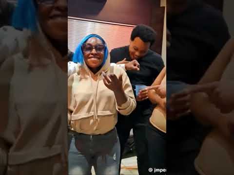 Lady Squanda —  Back again with another hit song featuring kuda keddah🔥🔥🔥🔥