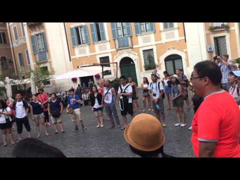 Vox Angelorum Choir's Impromptu Singing - Soleram