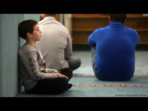 Veproj shumë punë nga feja por nuk jam i rregullt me namazin! - Dr. Imam Ahmed Kalaja