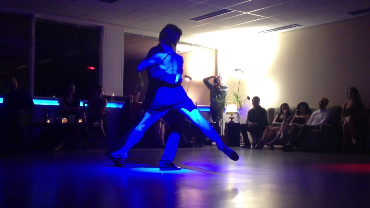 Ariane LIAUTAUD & Kleber QUEIROZ / Pa'l que se va - Alfredo Zitarrosa