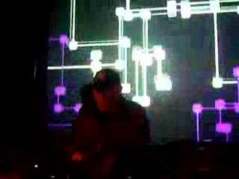Eric Prydz  Live @ The Arches, Glasgow (01-03-2008) (01H08)