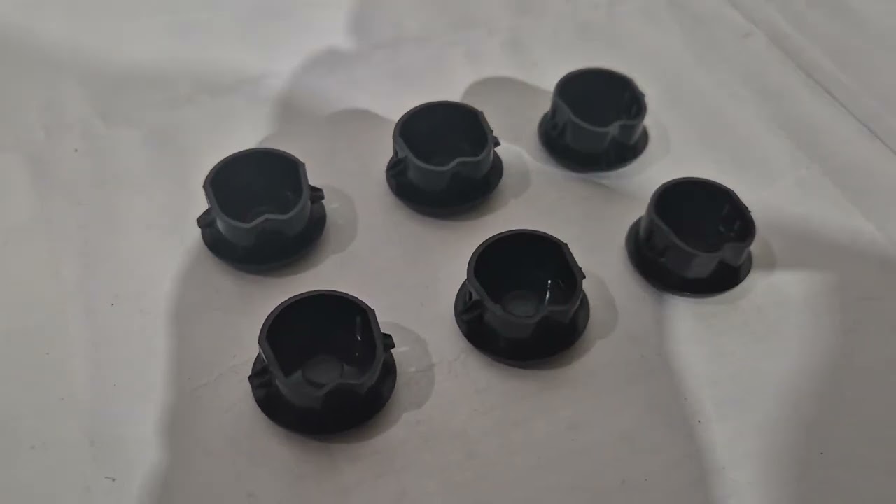 Lexus LX570/450d 2008-2022 гг. Заглушки парктроников (6 шт, 2012-2015) Video 1