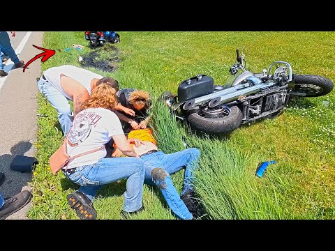 10 MINUTES OF CRAZY and EPIC Motorcycle Moments Caught on Camera