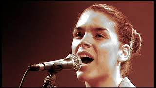 Leona Naess - Charm Attack (live at Nulle Part Ailleurs)
