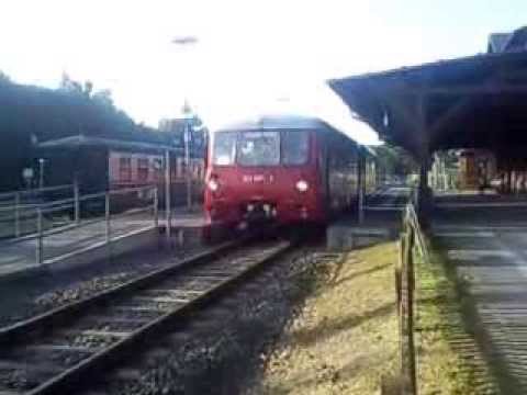 Neustrelitzer LVT BR 172 Bei Der Ausfahrt Aus Dem Bahnhof Putbus Nach Neustrelitz