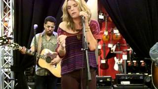 Grace Potter &amp; the Nocturnals - Stars (live acoustic)