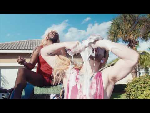 Side To Side - Ariana Grande ft. Nicki Minaj (Parody Rock Cover) Fame on Fire & Eric Dunn