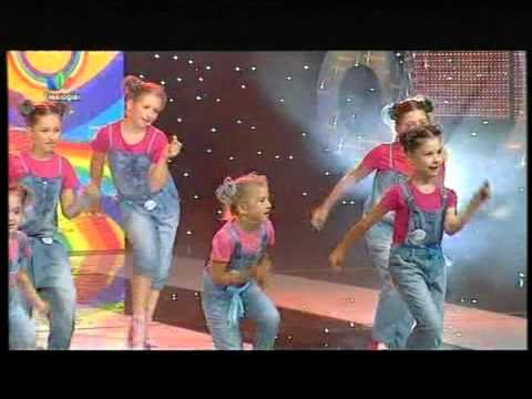 Arlekinas & Monika   Senelė mūsų jauna