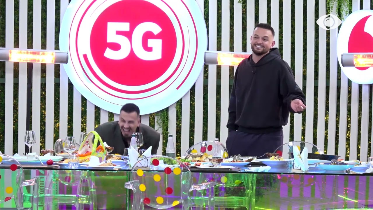 “E di çfarë është holografia?”/ Shëndriti pyet Juelën, Mateo shpërthen në të qeshura