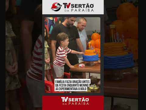Nem esperou o amém: garotinho não aguenta a fome e come bolo de aniversário durante a oração