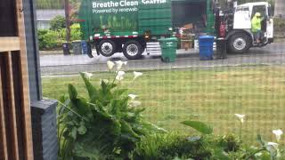 Once again recycle truck in Seattle (ignore the finger!!)