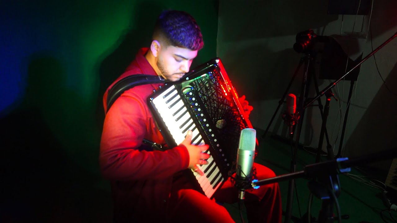 Sebastián Vaškovič - F MOLL HORA, HORA Martisorului (cover)