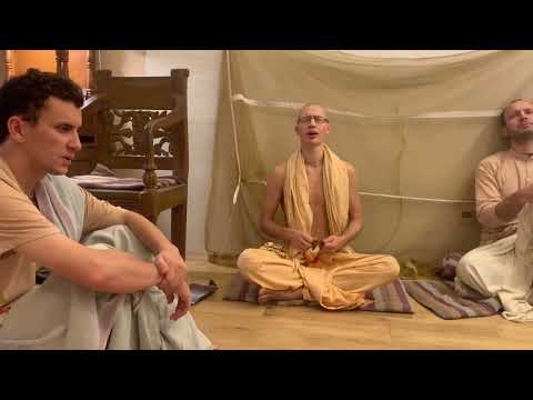 Small group. Vasusreshtha das. Rus with Eng sub and dubbing