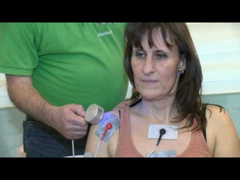 Zwei Klumpen an seinem Hals weh tut Schmerzende Gelenke beim Strecken
