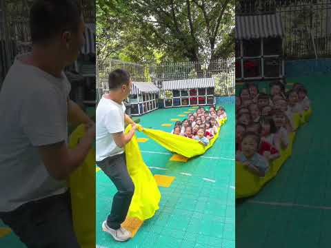 Teacher vs. 30 Kids💪