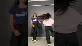 Hum to aise hain | sunidhi chauhan | #youtubeshorts #dance #trendingshorts #explore #trending #music