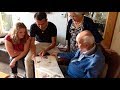 100-jarige opa uit Gorinchem trouwambtenaar voor kleinzoon